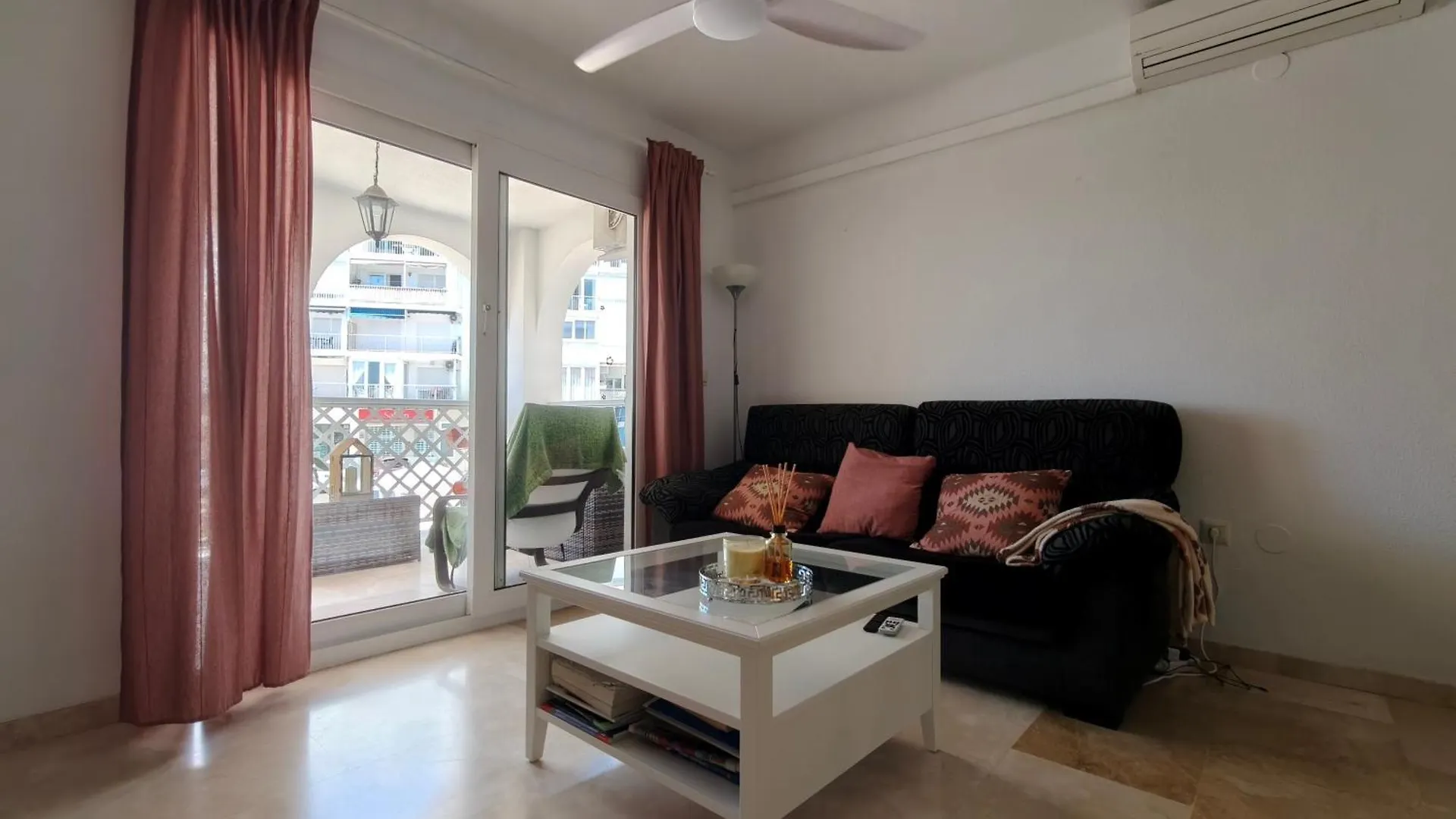 Nerja Sun Apartments Las Fuentes Spain