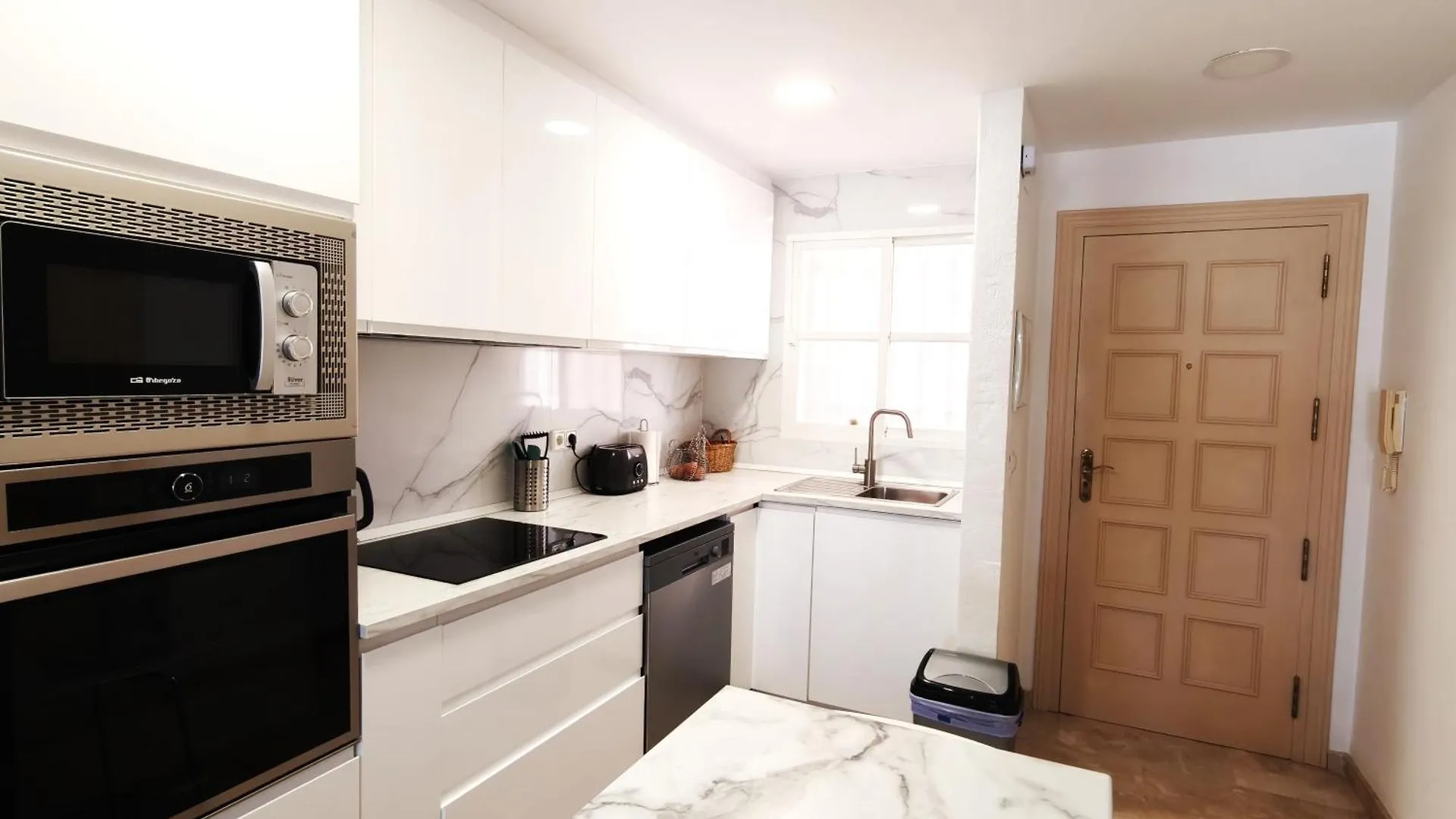 Nerja Sun Apartments Las Fuentes Spagna